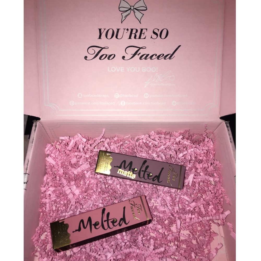 2 TOO FACED Full size Melted lipstick!